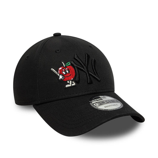 New York Yankees MLB Apple Icon 9Forty Strapback Black
